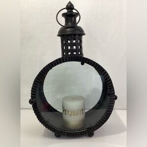 Lantern Metal w Glass Sides Black Candle is included